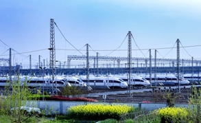 內(nèi)頁封面.jpg